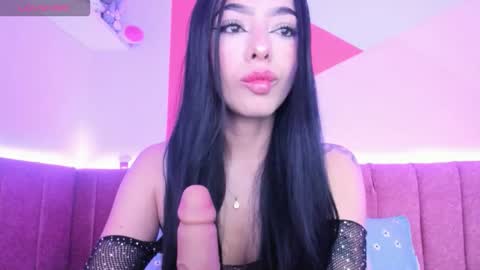 Majo Gomez online show from 28, 9, 2025