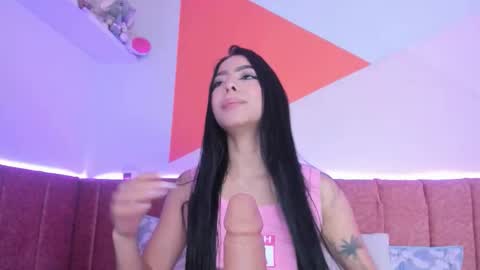 Snapshot of majoogomez chatting on 14, 11, 2025 Majo Gomez online show from 14, 11, 2025