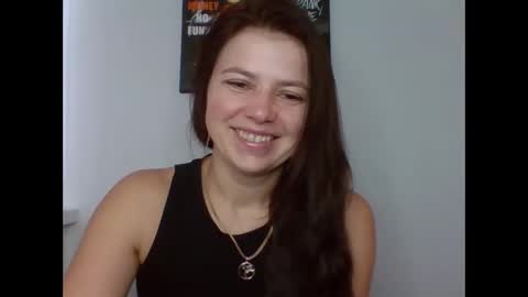 make_mesmile online show from 7, 10, 2025