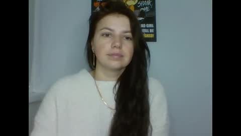 make_mesmile online show from 15, 12, 2025