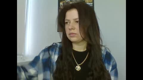 make_mesmile online show from 9, 2, 2026