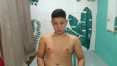 makehugecock online show from 12, 10, 2025