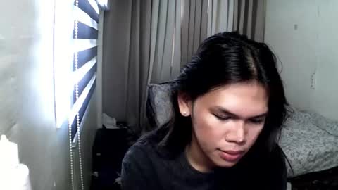 Snapshot of makekeanacum chatting on 28, 10, 2025 SWEET KEANA online show from 28, 10, 2025