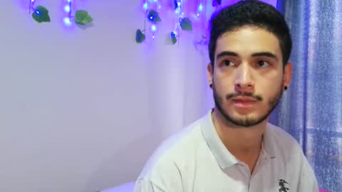 Snapshot of makenzy_darly chatting on 2, 1, 2025 Makenzy darly online show from 2, 1, 2025