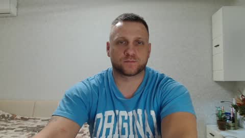 malchyshka online show from 2, 1, 2025