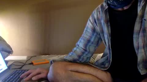 malefrench1 online show from 11, 1, 2026