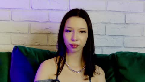 Malialandre online show from 2, 2, 2025