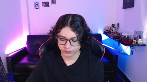 Snapshot of malik_harrison_ chatting on 25, 12, 2024 Malik online show from 25, 12, 2024