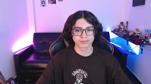 Malik  online show from 1, 1, 2025