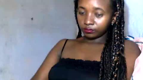 malinah01 online show from 13, 12, 2024