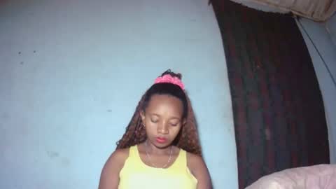 malinah01 online show from 13, 9, 2025