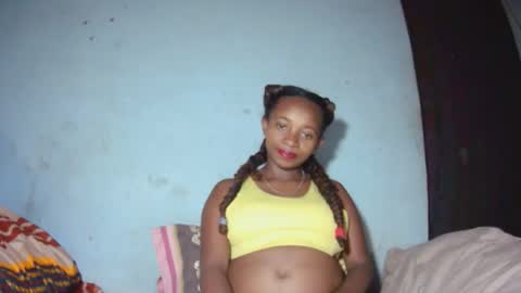 malinah01 online show from 18, 9, 2025