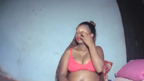 malinah01 online show from 23, 9, 2025