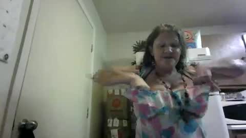 malinda702 online show from 15, 9, 2025