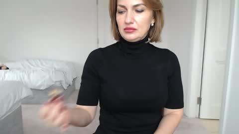 Snapshot of mallinia chatting on 8, 3, 2025 mallinia online show from 8, 3, 2025