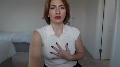 Snapshot of mallinia chatting on 9, 3, 2025 mallinia online show from 9, 3, 2025