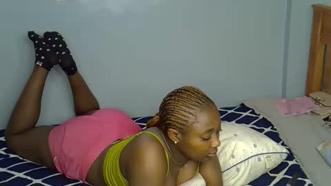 mama_pussie online show from 5, 12, 2025