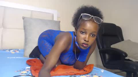 mamaa online show from 11, 2, 2025
