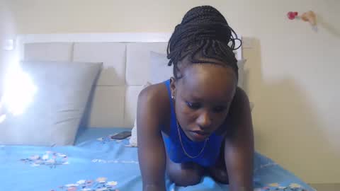 mamaa online show from 25, 2, 2025