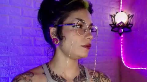   online show from 10, 9, 2025