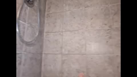 Snapshot of man1festit chatting on 28, 9, 2025 man1festit online show from 28, 9, 2025