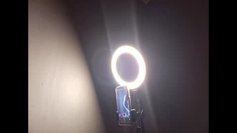 Snapshot of man1festit chatting on 2, 10, 2025 man1festit online show from 2, 10, 2025