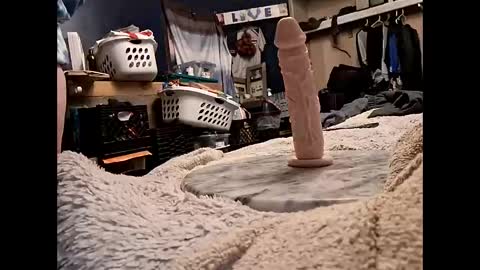 Snapshot of man1festit chatting on 24, 11, 2025 man1festit online show from 24, 11, 2025