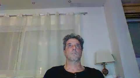 Snapshot of man211172 chatting on 14, 12, 2025 man211172 online show from 14, 12, 2025