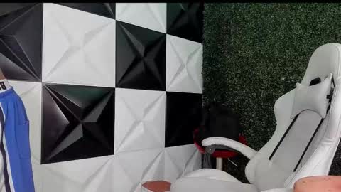 man_san11 online show from 14, 3, 2026