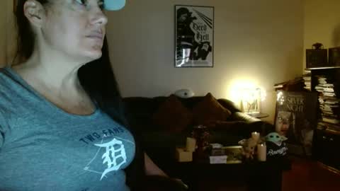 Snapshot of mandaloriangirlsfight chatting on 10, 10, 2025 mandaloriangirlsfight online show from 10, 10, 2025