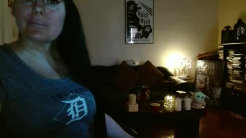 mandaloriangirlsfight online show from 10, 3, 2026