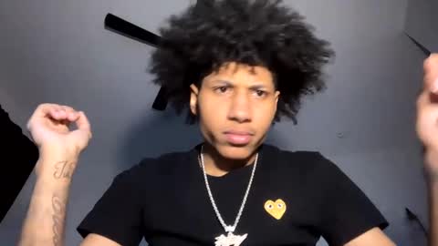 Snapshot of mandingoomann5 chatting on 23, 1, 2025 MandingooMann online show from 23, 1, 2025