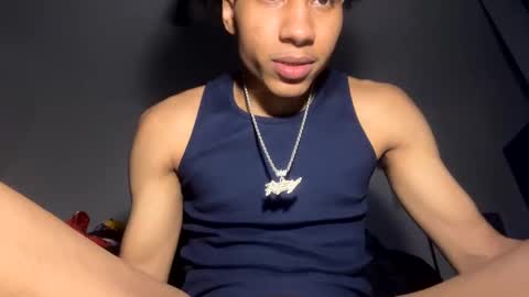 Snapshot of mandingoomann5 chatting on 11, 3, 2025 MandingooMann online show from 11, 3, 2025