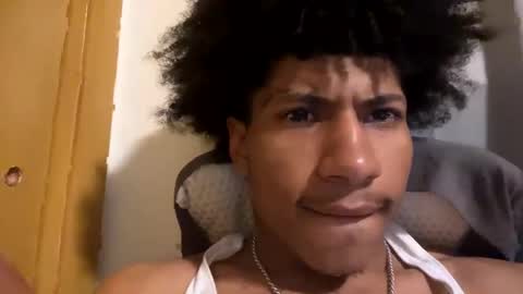 Snapshot of mandingoomann5 chatting on 19, 9, 2025 MandingooMann online show from 19, 9, 2025