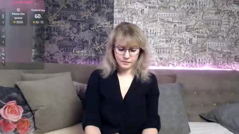 Snapshot of mandy_foxxx chatting on 25, 10, 2025 Mandy online show from 25, 10, 2025