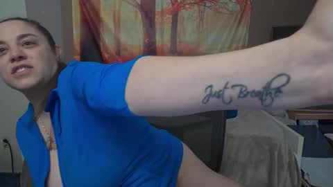 Snapshot of mandy_rose1 chatting on 28, 11, 2025 Mandy rose online show from 28, 11, 2025