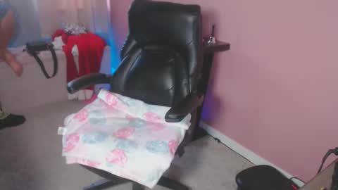 Snapshot of mandybabyxxx chatting on 30, 11, 2025 MandyBabyXXX online show from 30, 11, 2025