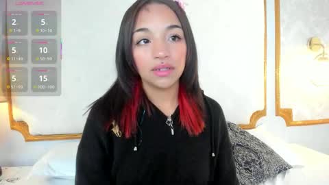 manelyk_evanss online show from 2, 10, 2025