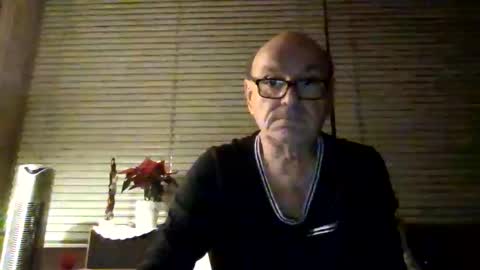 Snapshot of manes5858 chatting on 24, 11, 2025 manes5858 online show from 24, 11, 2025