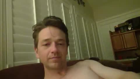 Snapshot of manfacey chatting on 21, 10, 2025 Rock Andy online show from 21, 10, 2025