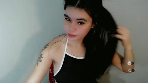 Snapshot of manilynforyou chatting on 4, 3, 2026 manilynforyou online show from 4, 3, 2026