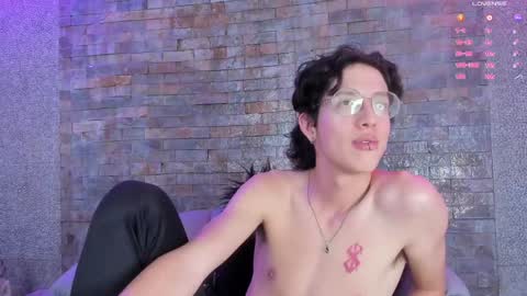 Snapshot of manu_vera8 chatting on 5, 1, 2025 Manuel online show from 5, 1, 2025