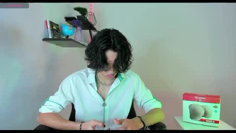 Snapshot of manu_vera8 chatting on 19, 10, 2025 Manuel online show from 19, 10, 2025