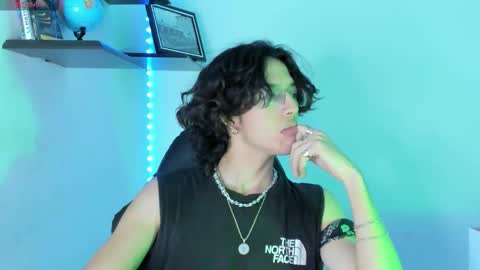 Snapshot of manu_vera8 chatting on 24, 10, 2025 Manuel online show from 24, 10, 2025