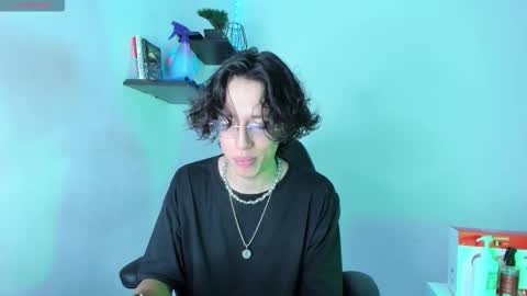 Snapshot of manu_vera8 chatting on 2, 11, 2025 Manuel online show from 2, 11, 2025