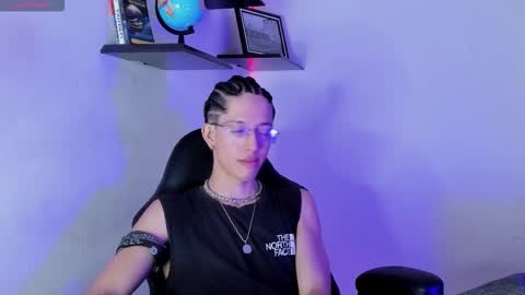 Snapshot of manu_vera8 chatting on 8, 11, 2025 Manuel online show from 8, 11, 2025