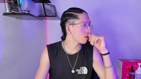 Snapshot of manu_vera8 chatting on 12, 11, 2025 Manuel online show from 12, 11, 2025