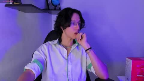 Snapshot of manu_vera8 chatting on 16, 11, 2025 Manuel online show from 16, 11, 2025