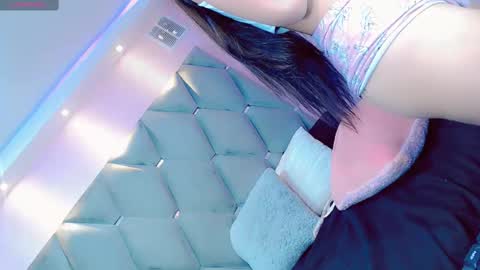 Manuela Kingsley online show from 17, 12, 2024