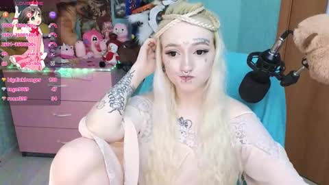 Manuela online show from 12, 3, 2025